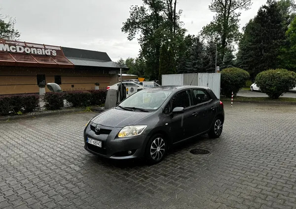 toyota małopolskie Toyota Auris cena 12900 przebieg: 247500, rok produkcji 2008 z Bisztynek